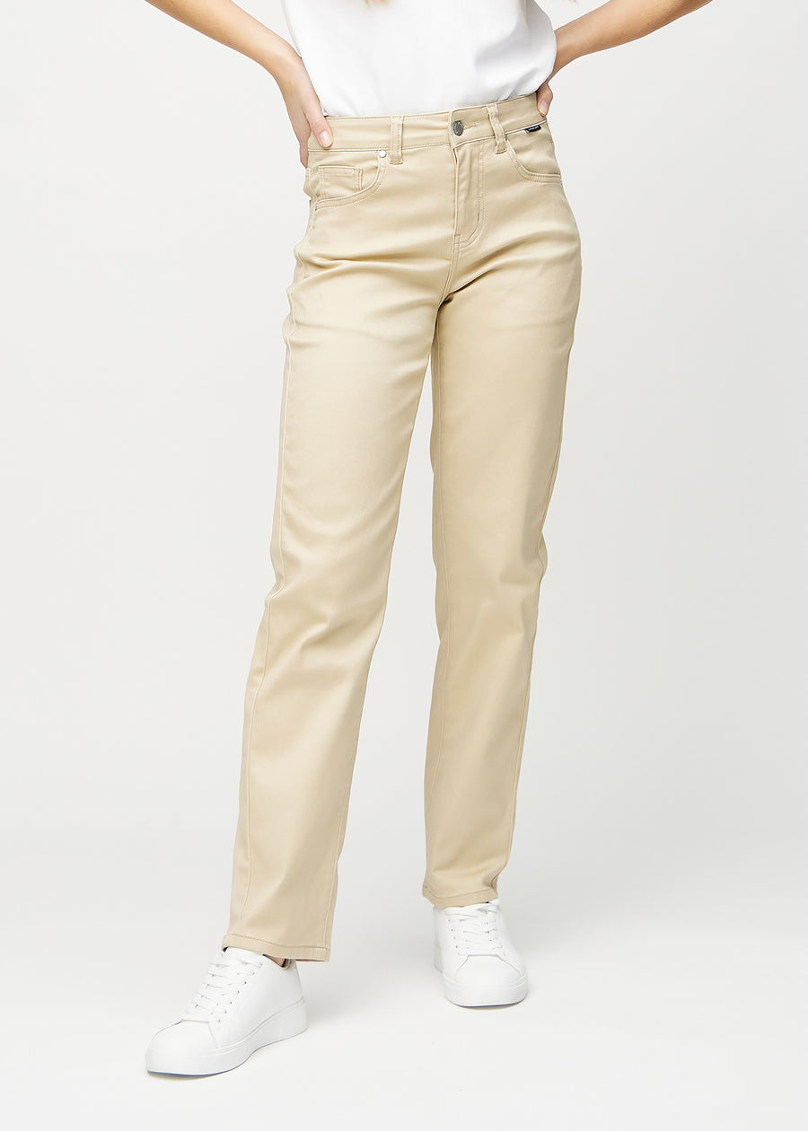 Beige regular jeans, modelnavn Gazelles, som går lige ned langs benet, set forfra.