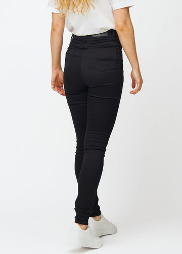 Schwarze jeans mit hohem Bund für Damen in der Farbe Ravens mit skinny Fit sind hinten an einem Model zu sehen.