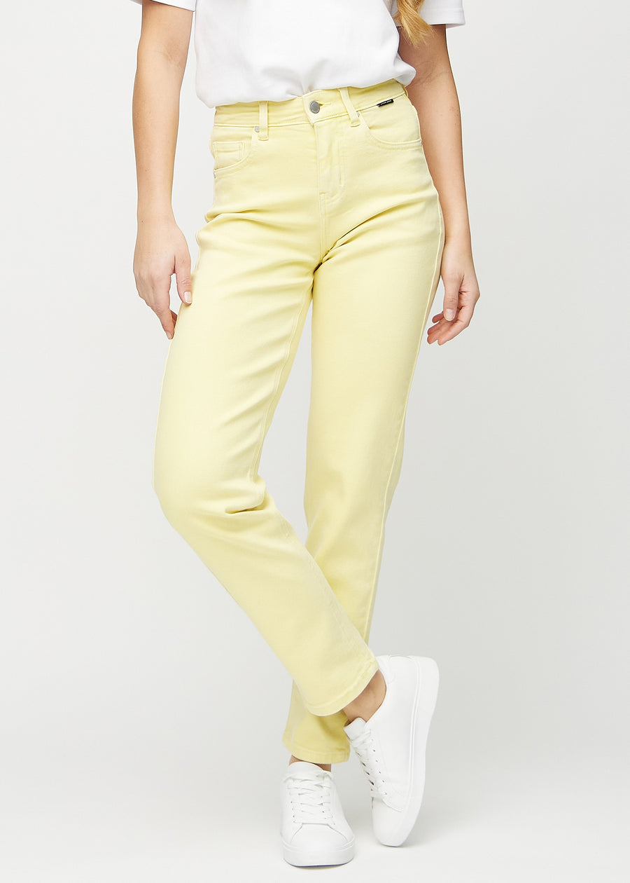 Hellgelbe regular jeans, Modellname Lemonades, die gerade am Bein herunterfallen, von vorne gesehen.